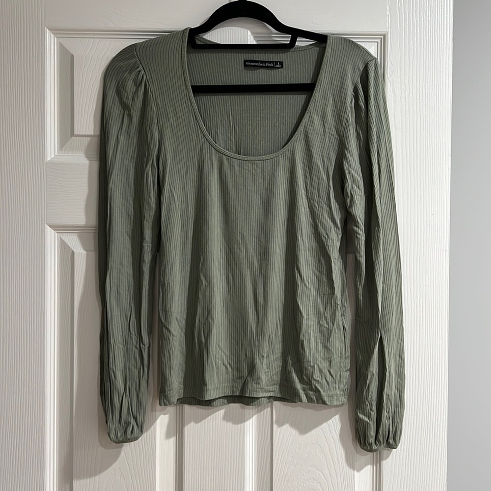 Olive Green Long Sleeve Scoop stop